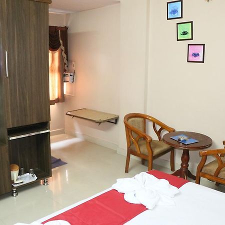 Hotel Akshaya Višákhapatnam Exteriér fotografie