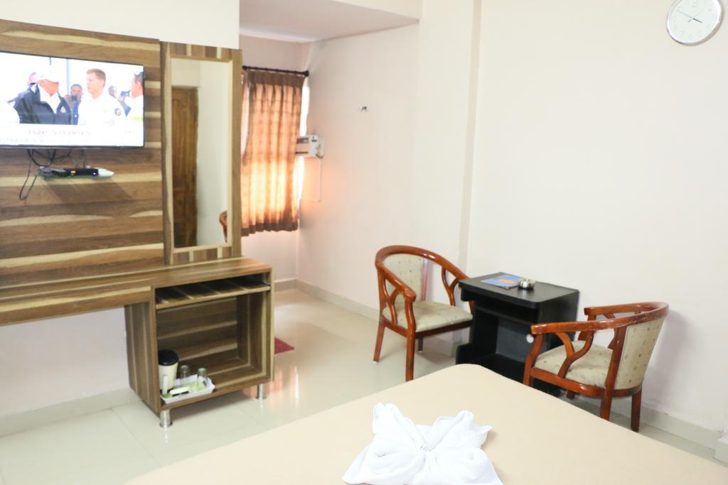 Hotel Akshaya Višákhapatnam Exteriér fotografie